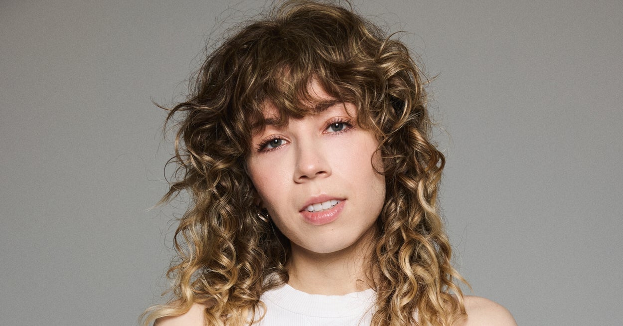 Jennette McCurdy Opens Up About Writing Her Debut Novel "Half His Age" — image 2