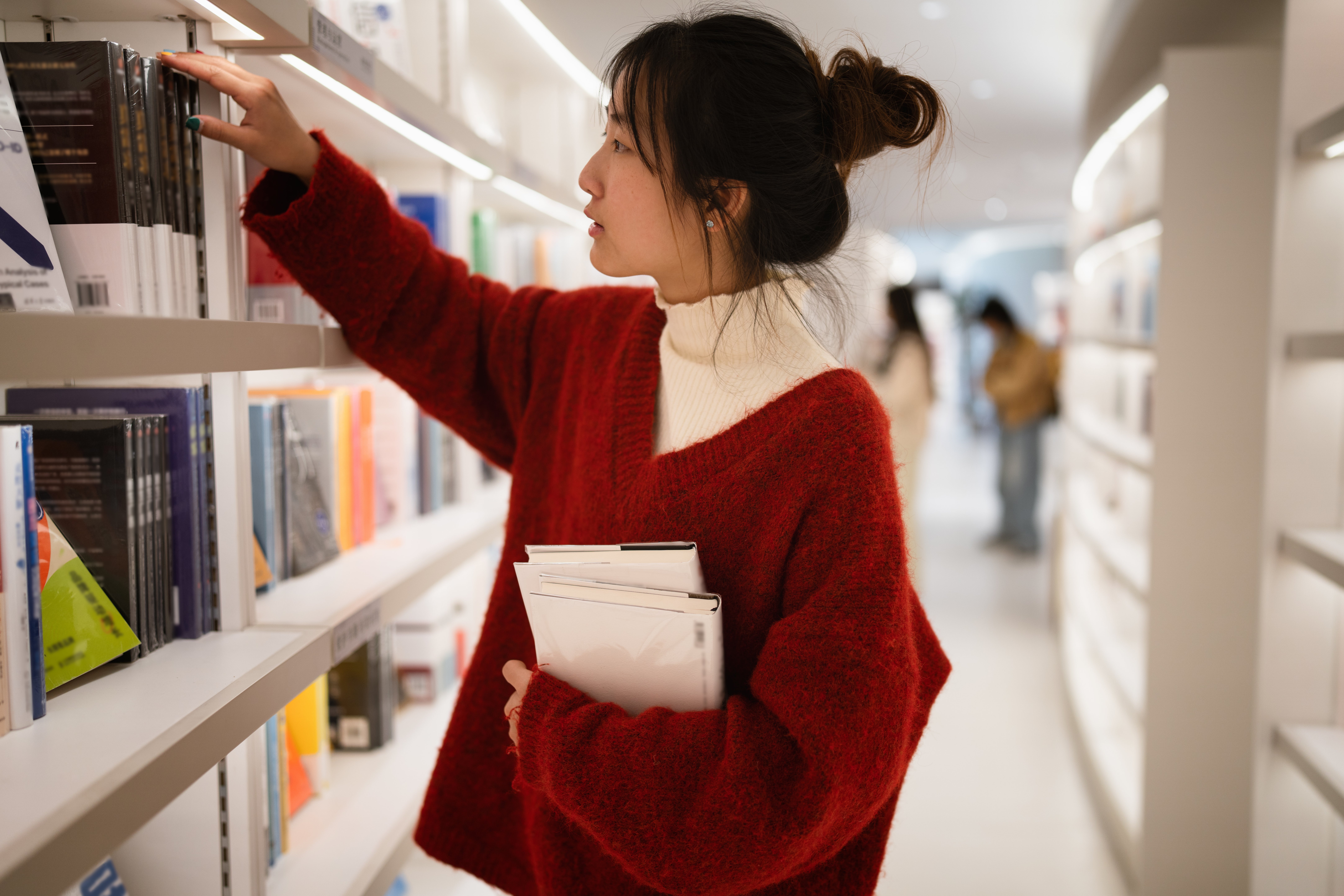 People Are Sharing How They Started Reading Books Again After A Looooong Reading Slump, And It's So Incredibly Helpful — image 12