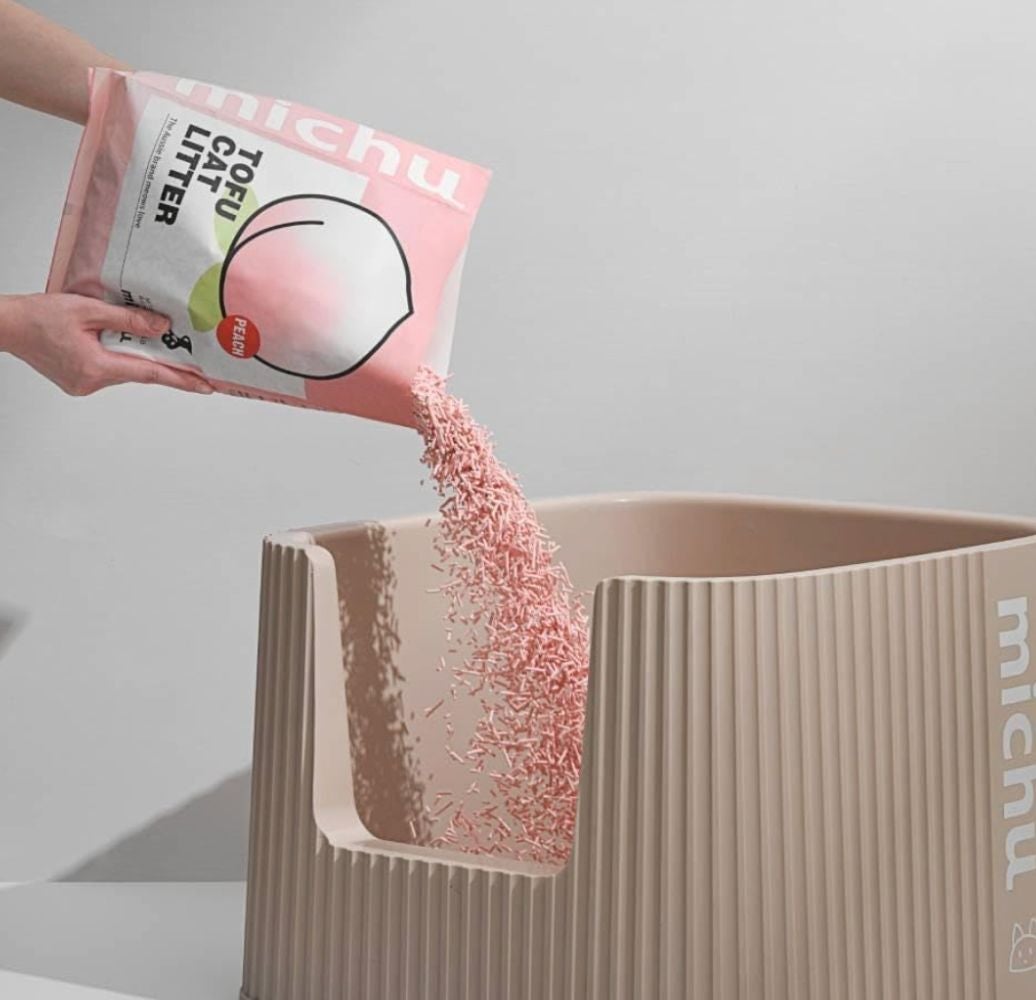 If Your Cat Tracks Litter Mess All Over The House, You Need These 9 Products — image 8
