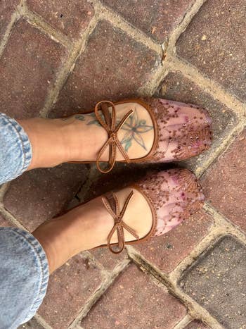 17 Chic Ballet Flats That Are Actually Comfortable Enough To Walk In — image 7