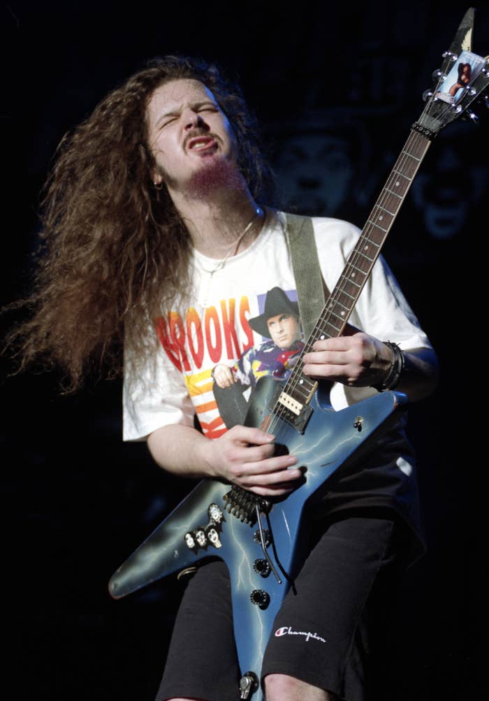 11 Celebrities Who Tragically Died Right In Front Of Their Fans — image 4