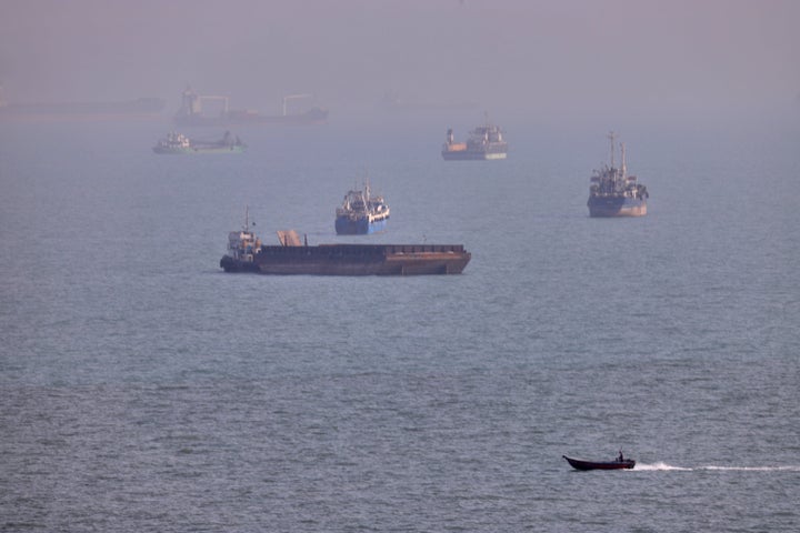 Iran Says Deal On Strait Of Hormuz Is Close But Not Enough To Open The Waterway — image 3