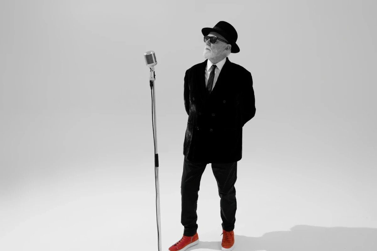 Queen’s Roger Taylor Debuts Romantic Single ‘I See You Now’ — image 6