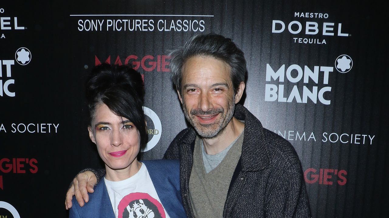 Kathleen Hanna and Ad-Rock Cover DJ Snake and Justin Bieber’s “Let Me Love You†— image 4