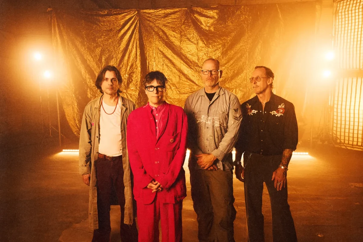 Weezer’s 20th Album Is Good as Gold — image 6