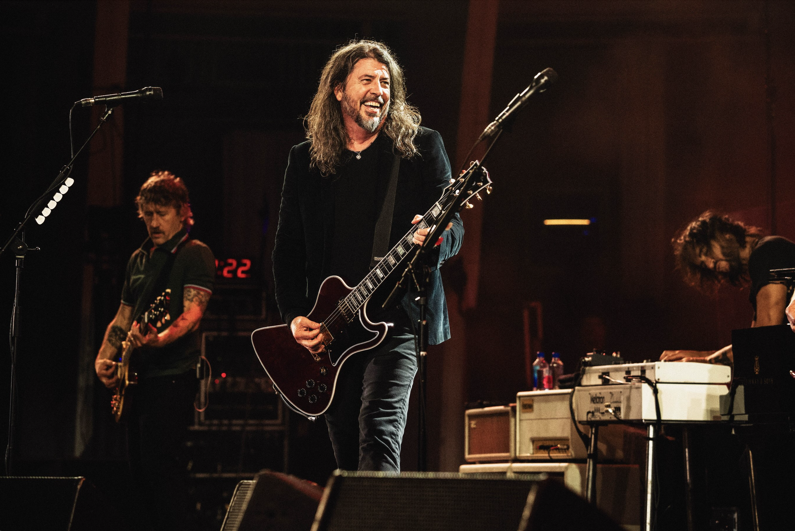 Foo Fighters Play Live Rarities With The Los Angeles Philharmonic