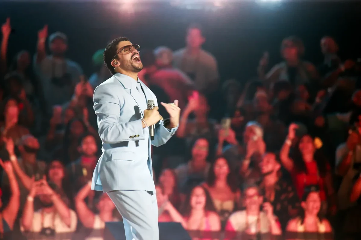 Bad Bunny Closes Historic Tour With Emotional Surprise Finale — image 6