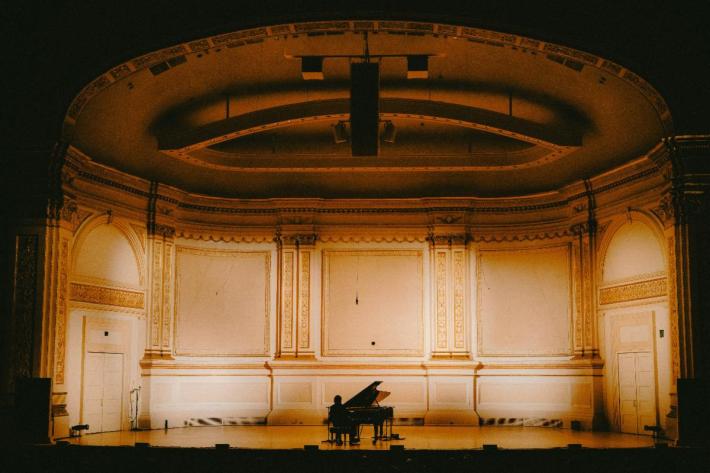 Paul Thomas Anderson's Cameron Winter Concert Film Is Touring — image 5