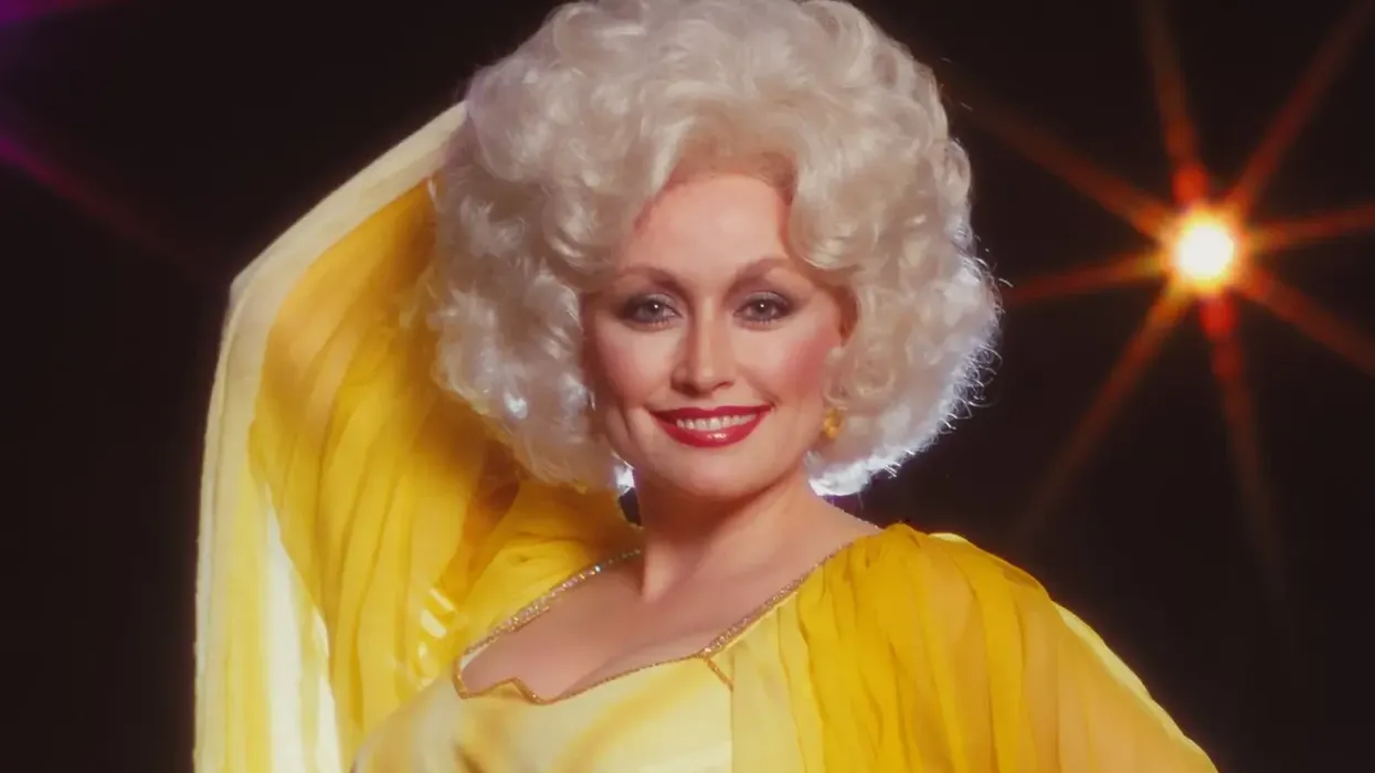 Obama, Bush, Clinton, Trump Pay Tribute to Dolly Parton — image 4
