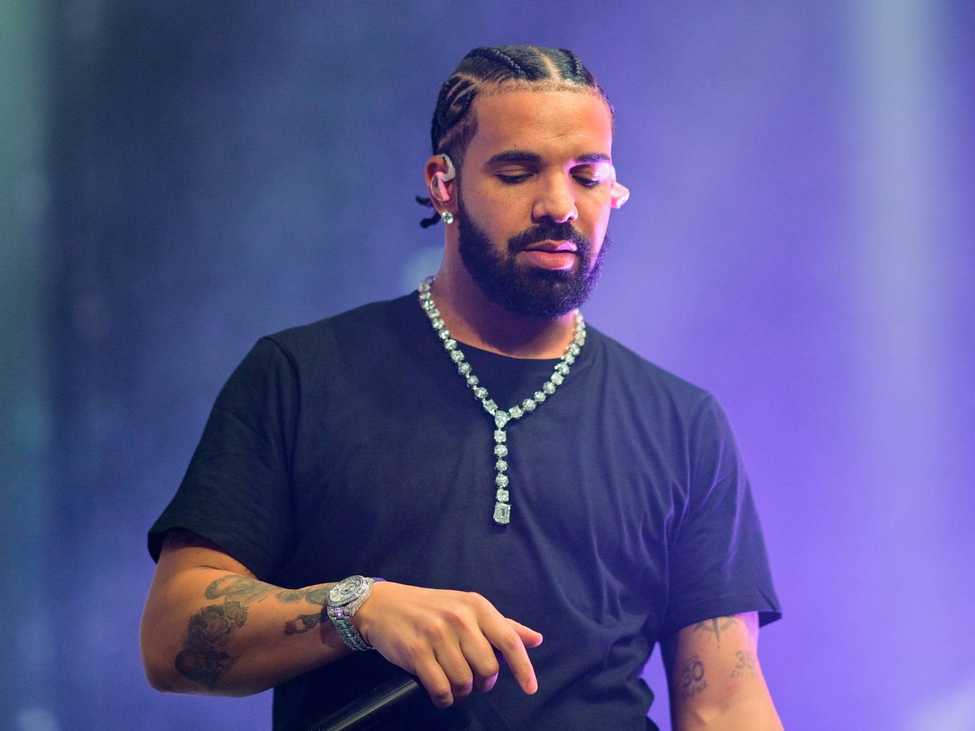 Drake Sells Majority Stake of OVO's Fashion Operations — image 3