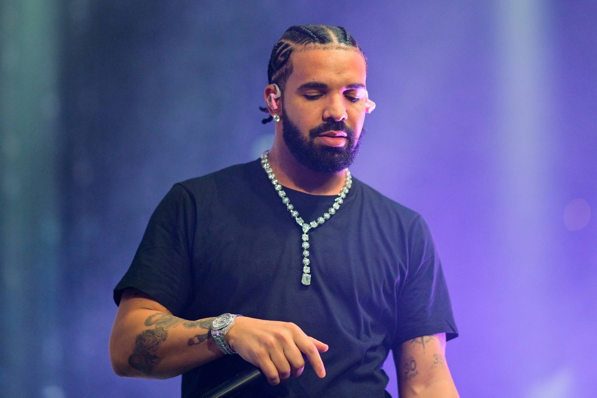 Drake Sells Majority Stake of OVO's Fashion Operations — image 6