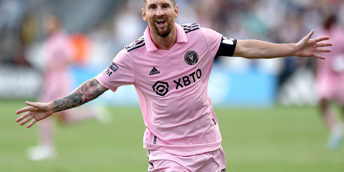 Lionel Messi Announces Retirement From International Football
