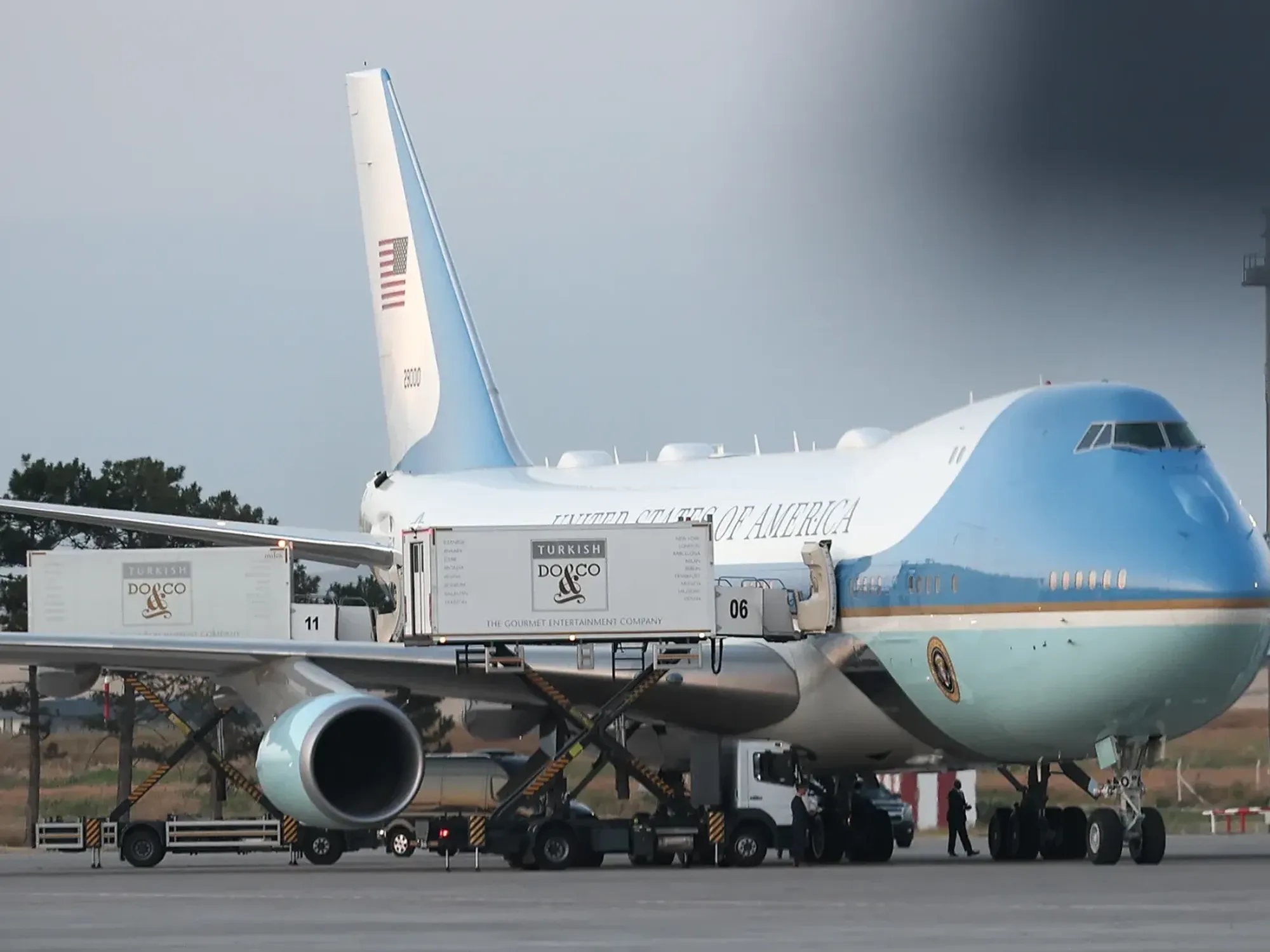 Netflix Rolls Out Trump-in-Catering-Truck Doc Faster Than President Can Order McDonald’s — image 3
