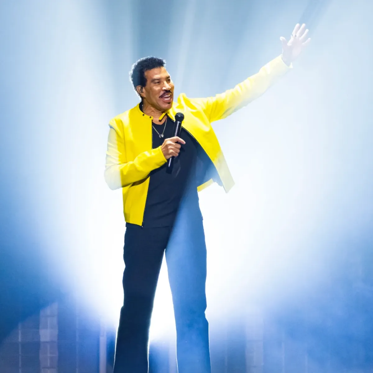 Lionel Richie Hospitalized After St. Louis Concert — image 2