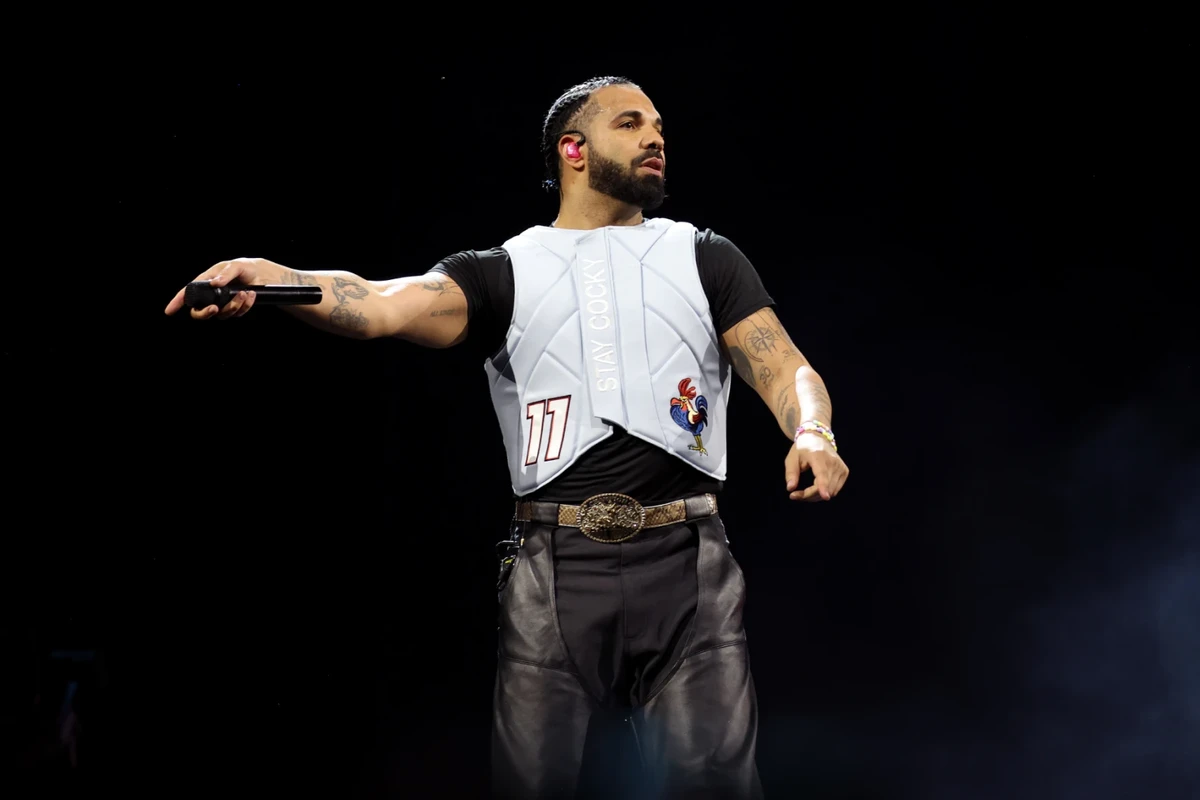 Watch Drake Perform ‘Iceman’ Tracks Live at Don Toliver’s Toronto Show — image 6