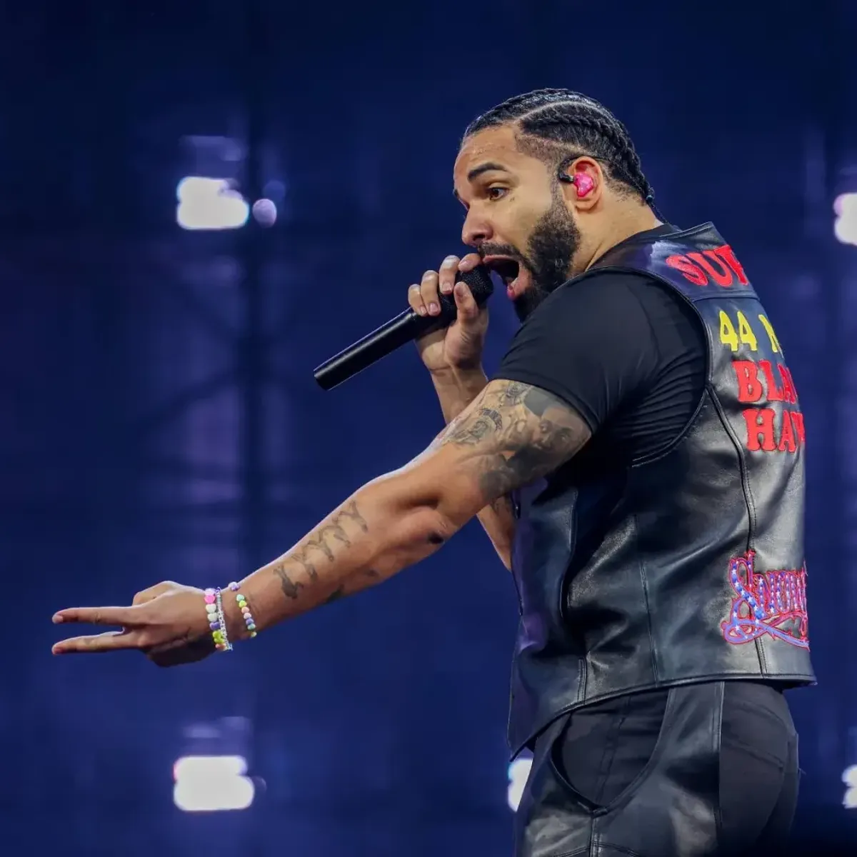 Drake Gives His Elusive ‘FOMO’ Project a Release Date — image 2