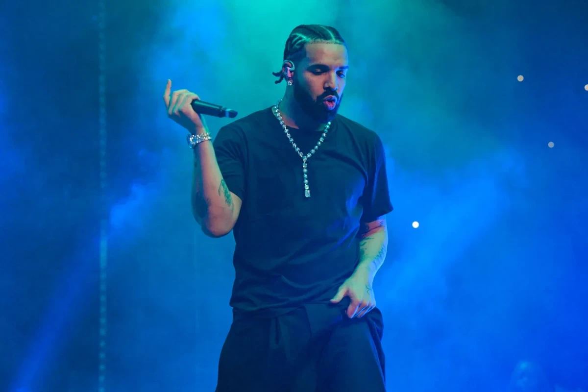 Drake Unloads New Music and Confirms 2027 World Tour in ''FOMO'' — image 6